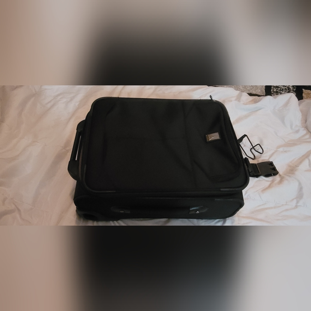 Carry-on luggage perfect for flightcrew or frequent travelers